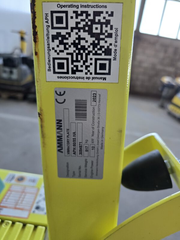 Patrick Vonk Verkoopt een Ammann APH 60 85 AH Trilplaat bij Vonk Bouwmaterieel