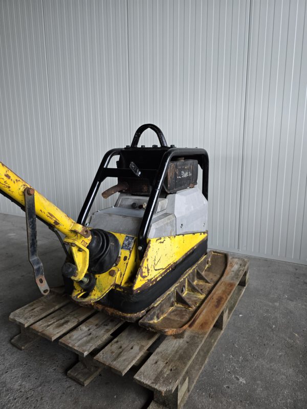 Patrick Vonk Verkoopt een Wacker Neuson DPU 5045 Trilplaat bij Vonk Bouwmaterieel