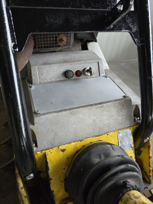 Patrick Vonk Verkoopt een Wacker Neuson DPU 5045 Trilplaat bij Vonk Bouwmaterieel