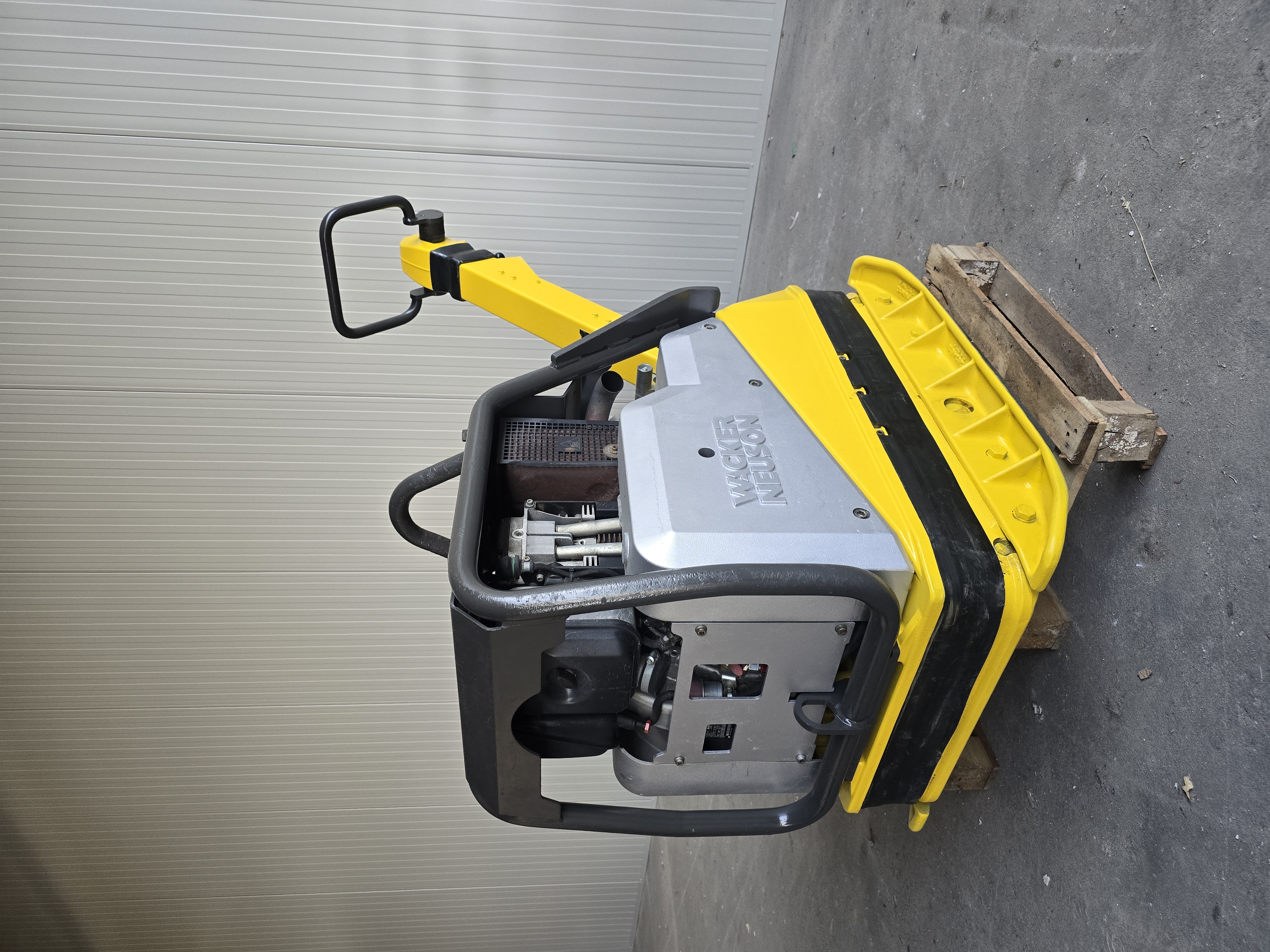 Wacker Neuson DPU 6555Heh Trilplaat (2015) te koop bij Vonk Bouwmaterieel