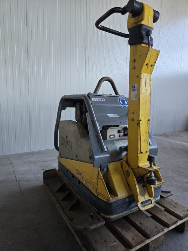 Patrick Vonk Verkoopt een Wacker Neuson DPU 6555Hehap Trilplaat bij Vonk Bouwmaterieel