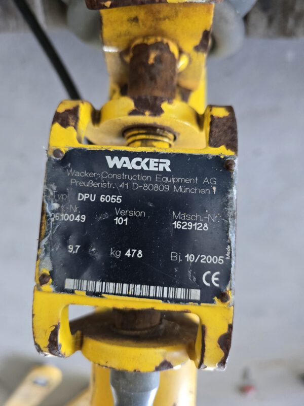 Patrick Vonk Verkoopt een Wacker Neuson DPU 6055 Trilplaat bij Vonk Bouwmaterieel