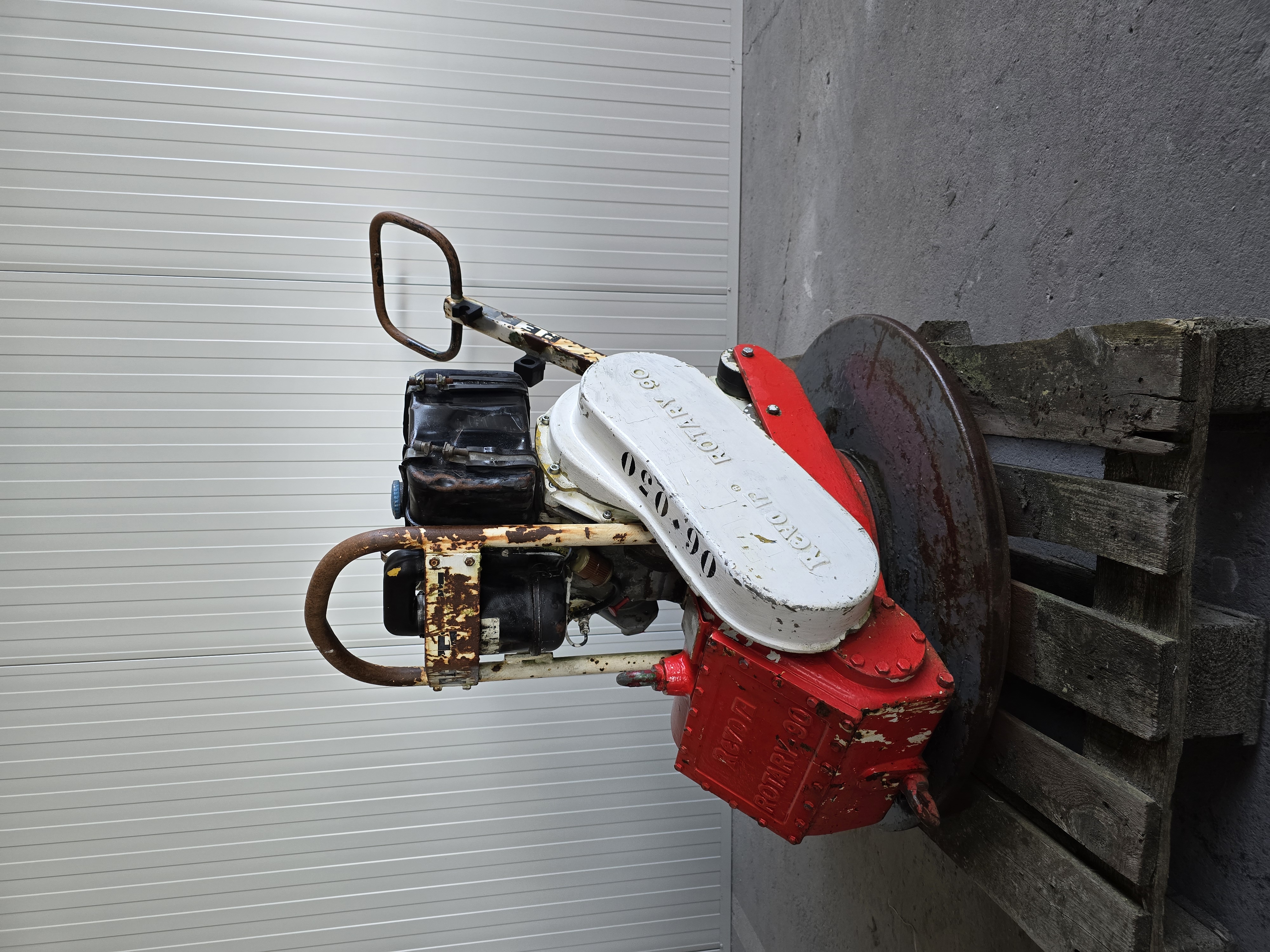 Revo Rotary 90 Trilplaat – 1998 te koop bij Vonk Bouwmaterieel